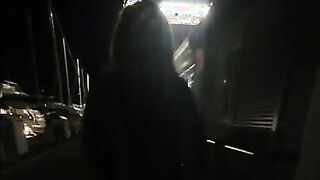 Esibizionismo sul molo