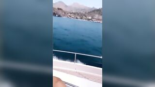 Anna Tatangelo in barca