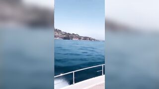 Anna Tatangelo in barca