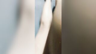 Ciao mi ciuccio le tettone e tocco la fica per te