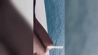 Cristina Buccino bikini estate