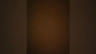 Sentite come gode la troia