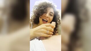 Li sto a fa venire tutti amo A ME PIACE FARE DA SBORRATOIO