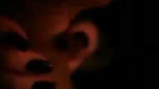 SONO UNA TROIA E TU UN CORNUTONE