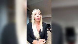 Emanuela Botto Nuova Live della presentatrice tv tettona
