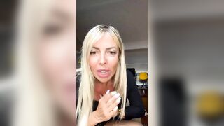 Emanuela Botto Nuova Live della presentatrice tv tettona