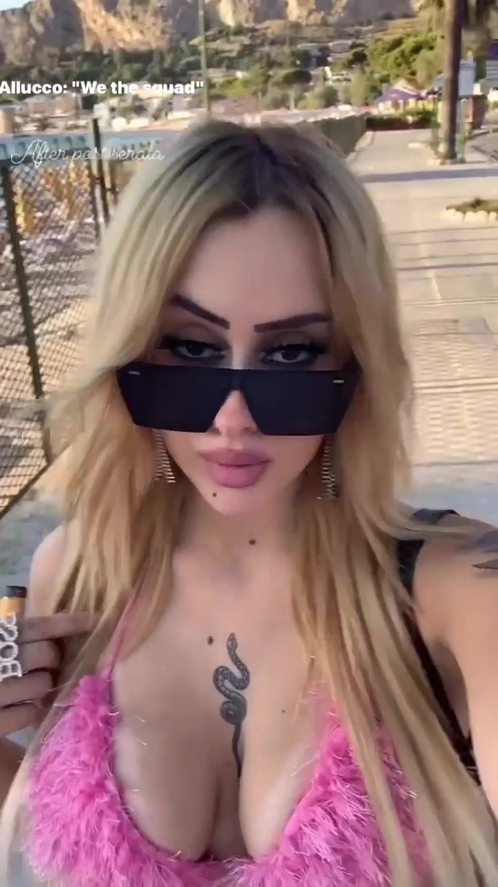Biondina tettona Tiktok