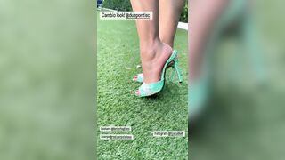 Maria Monsè ad uno shooting fotografico