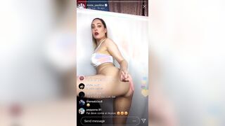 Paola Saulino Muove il suo bel culone Live Instagram