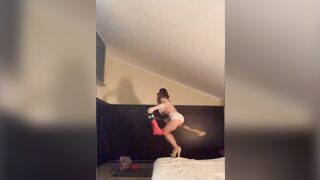 Naike Rivelli versione hot strega