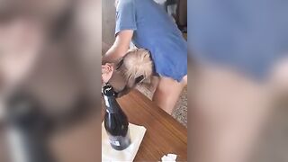 Portata a chiavare con gruppo di pescatori GANG BANG MOGLIE CUCKOLD REALE P.2