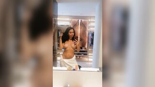 Jessy Jey selfie topless