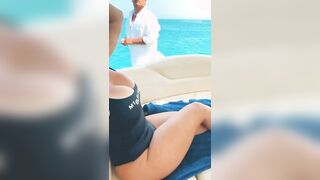 Wanda Nara bikini che pere