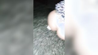 Amore non c'è nessuno che ti vede PISCIA NELLA PIAZZOLA DI SOSTA