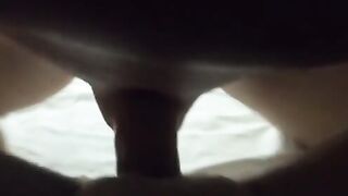 Mi sono fatta scopare e sborrare nella fica come una puttana da collega