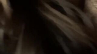 USO LA BOCCA DI QUESTA TROIETTA COME UNA FICA PROFONDA