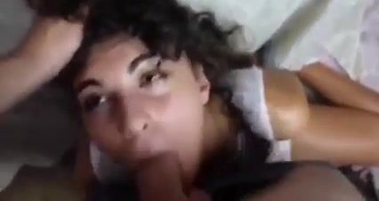 Lady Ana pompino deepthroat violento con sborrata in bocca
