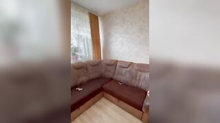 Sto giocando alla Playstation ma lei vuole scopare