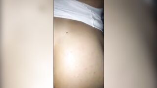 Travesta italiana inculato a pecorina