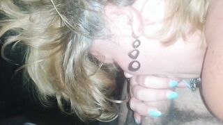 Pompino in macchina amante bionda sposata