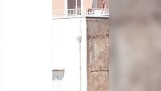 Positano Beccati a scopare sul balcone