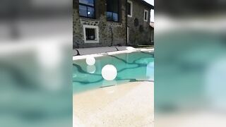 Coppia italiana Filmino Hot girato in piscina