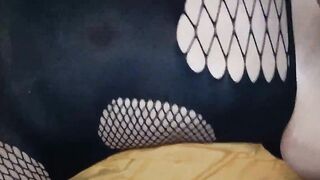 Mi sego su mia moglie che mena il cazzone dell'amico nero