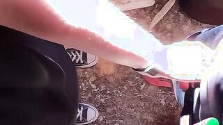 Io e la mia fidanzata scopiamo in un casolare abbandonato