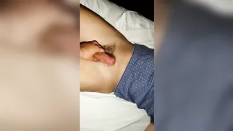 Svegliati amore che sto facendo un video e ho voglia di cazzo