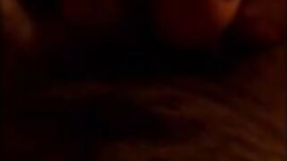 Mi porta a casa sua a scopare dopo una festa