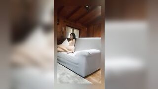 Amatoriale Pecorina moglie italiana sul divano