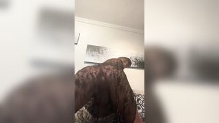 Marcella trans si sega il cazzone