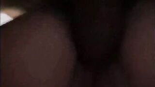 Amico mi sfonda mentre mio marito è in ufficio