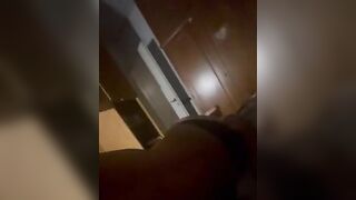 Ho detto al mio fidanzato che andavo a una festa TI PIACE COME LO SUCCHIO?