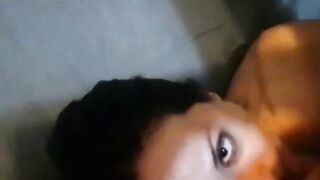 Romantico pompino in primo piano COPPIA ITALIANA