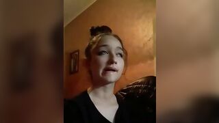 Sono la tua zoccola vorrei mi sborrassi in bocca TEEN ITALIANA