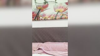 Diciottenne tette piccole se le palpa