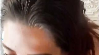 Mi faccio sbattere a pecora e gli faccio un bel pompino