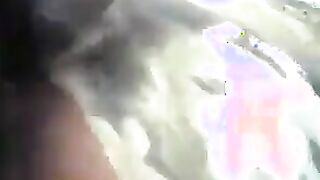 Pompino prostituta africana senza guanto