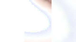 Gli faccio un bel pompino e lo cavalco eccitata