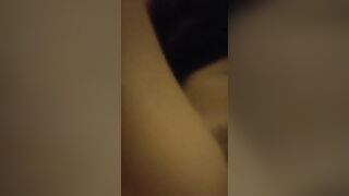 Gemiti di piacere prendendolo nel culo