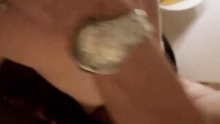 SI BRAVO SBORRAMI NEL CULO DAI - Moglie Anale vuole essere riempita