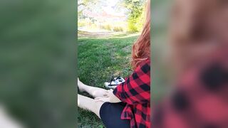 Rossa italiana piedi al parco