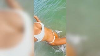 Laura Cremaschi in bikini