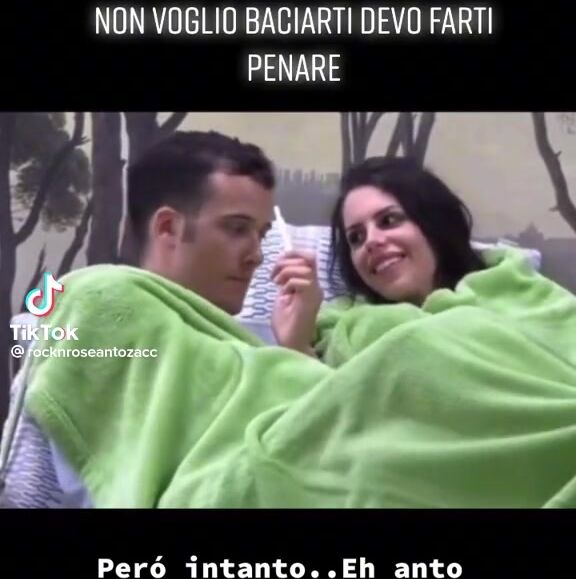 Antonella Fiordelisi si fa fare un ditalino al GFVIP