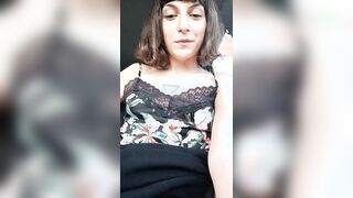 Non vi basta la patatina volete che mi rompa il culetto