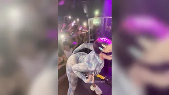 Grelm la video porno su ItPornIt
