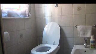 Ditalino tettona italiana blasfema