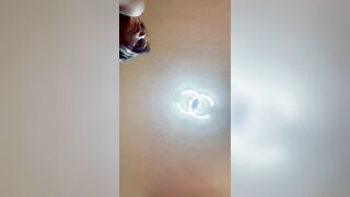 Ragazzo gay spompina cazzo enorme trans