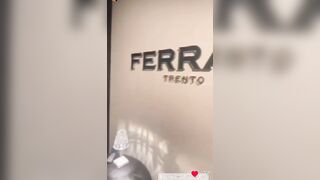 Aperitivo Milf italiana scatenata la Ferrari di Trento